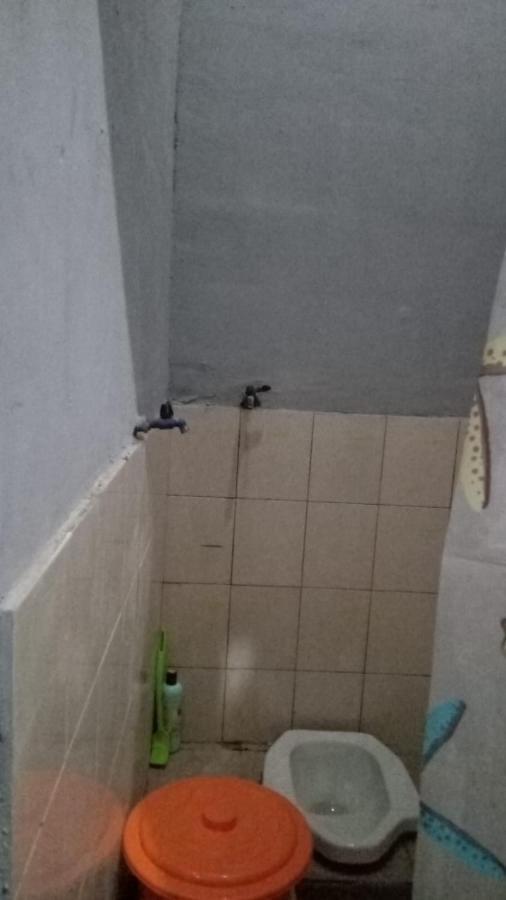 Отель Kost Backpacker Сидоарджо Экстерьер фото